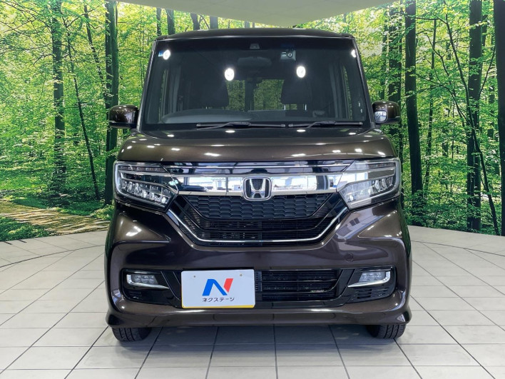 2018 Honda N-BOX CUSTOM DBA-JF3 (UW-6a24e07aec208)[19]