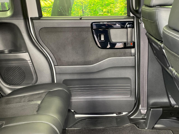 2021 Honda N-BOX CUSTOM 6BA-JF3 (UW-6a24e07f57384)[25]