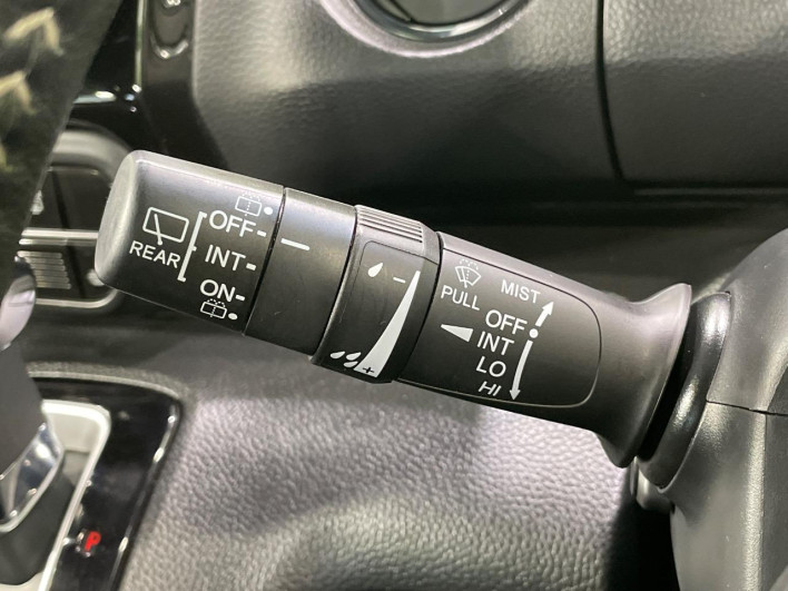 2021 Honda N-BOX CUSTOM 6BA-JF3 (UW-6a24e07f57384)[9]