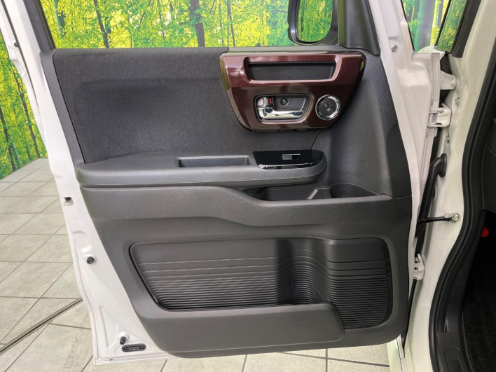2021 Honda N-BOX CUSTOM 6BA-JF3 (UW-6a24e07f65238)[24]