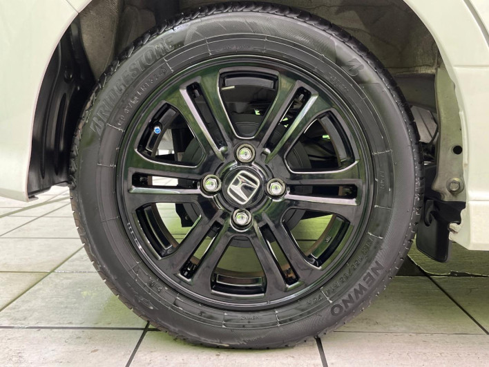 2021 Honda N-BOX CUSTOM 6BA-JF3 (UW-6a24e07f65238)[16]