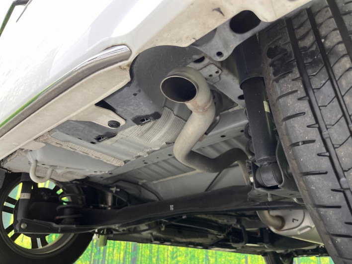 2021 Honda N-BOX CUSTOM 6BA-JF3 (UW-6a24e07f65238)[19]