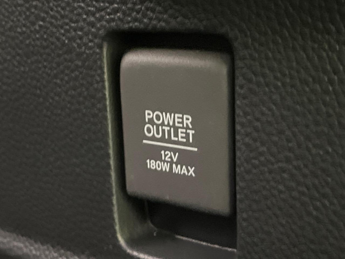 2021 Honda N-BOX CUSTOM 6BA-JF3 (UW-6a24e08333fb6)[20]