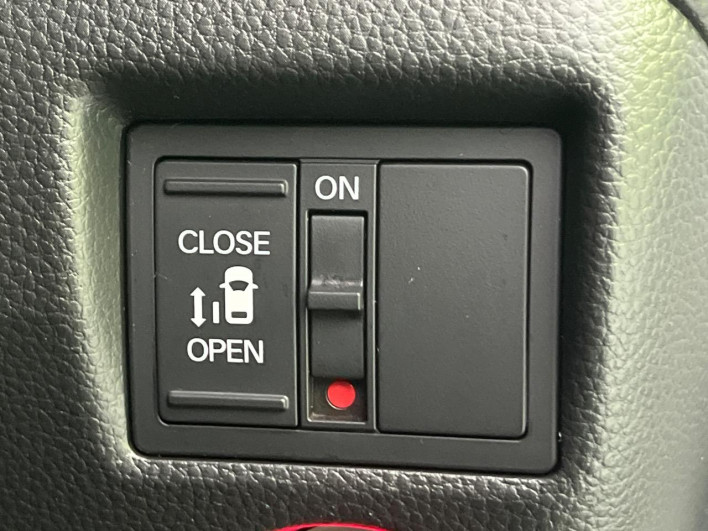 2021 Honda N-BOX CUSTOM 6BA-JF3 (UW-6a24e08333fb6)[17]