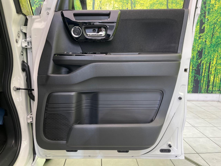 2021 Honda N-BOX CUSTOM 6BA-JF3 (UW-6a24e08333fb6)[14]