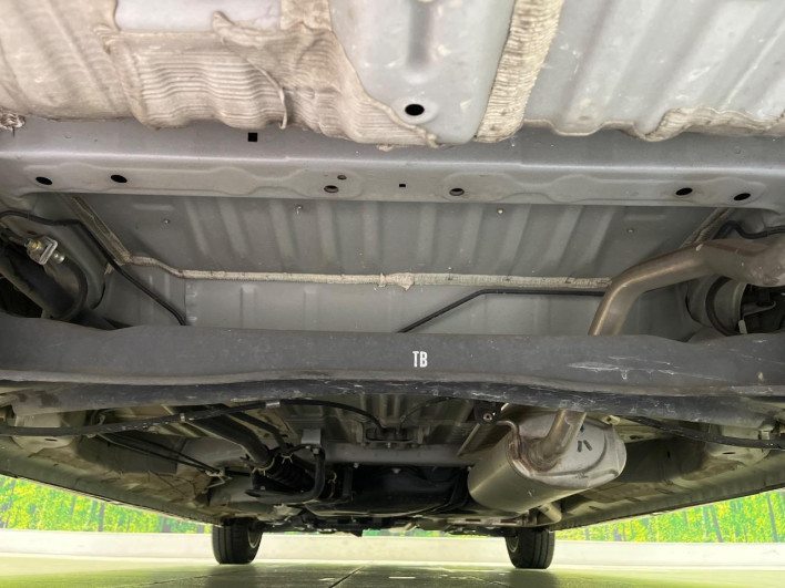 2021 Honda N-BOX CUSTOM 6BA-JF3 (UW-6a24e08333fb6)[5]