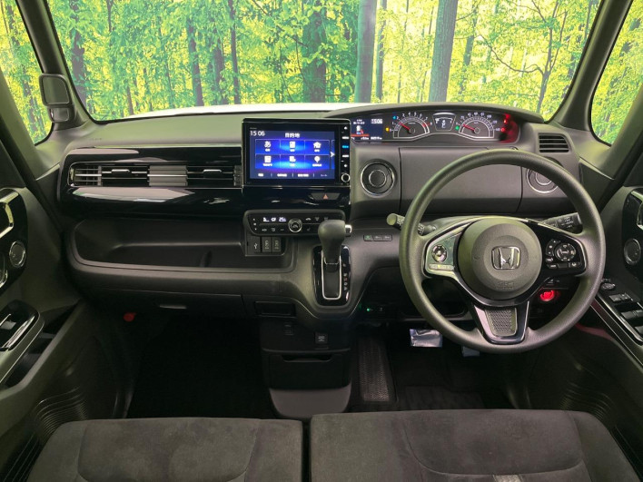 2021 Honda N-BOX CUSTOM 6BA-JF3 (UW-6a24e08333fb6)[12]