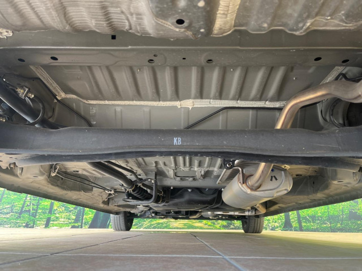 2023 Honda N-BOX 6BA-JF3 (UW-6a24e084bbea6)[28]