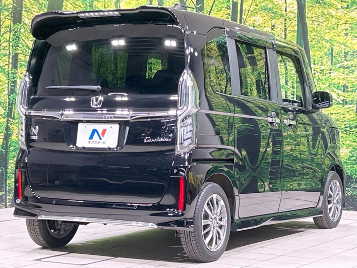 2023 Honda N-BOX CUSTOM 6BA-JF3 (UW-6a24e08623811)[10]