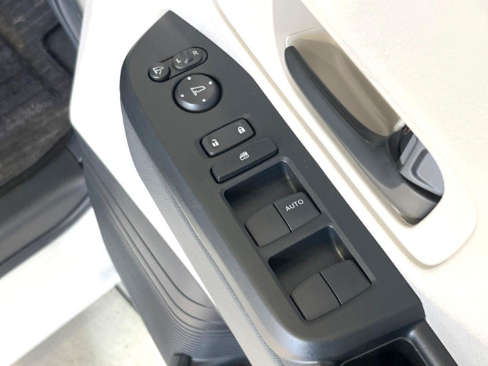 2024 Honda N-BOX 6BA-JF5 (UW-6a24e089d58c1)[27]