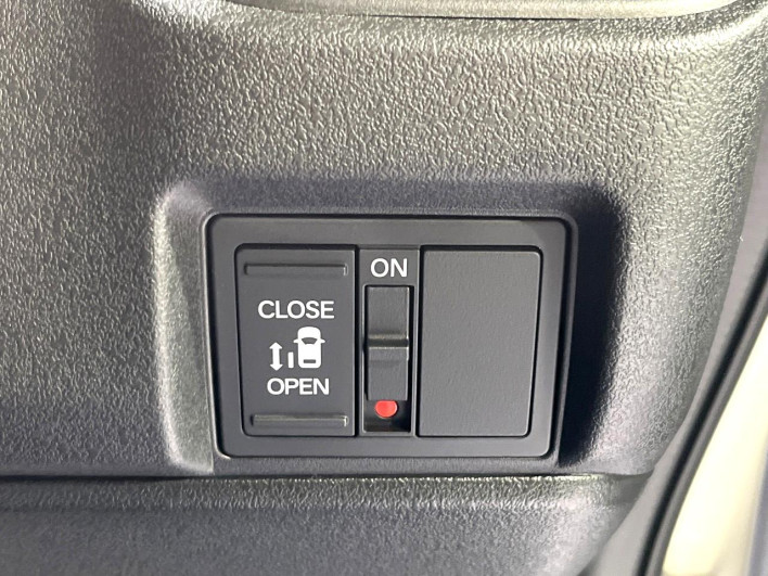 2026 Honda N-BOX CUSTOM 6BA-JF5 (UW-6a24e092cf7f7)[19]