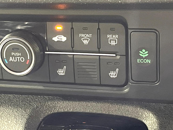2026 Honda N-BOX CUSTOM 6BA-JF5 (UW-6a24e092cf7f7)[11]