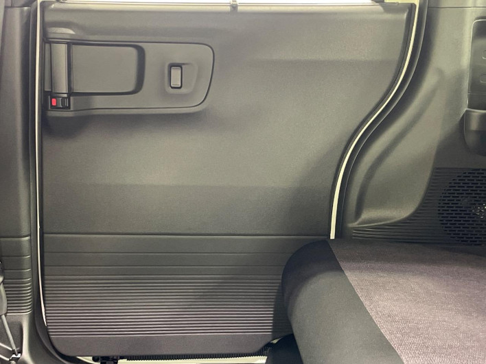 2026 Honda N-BOX CUSTOM 6BA-JF6 (UW-6a24e095590c5)[8]