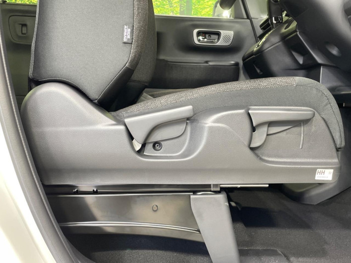 2026 Honda N-BOX CUSTOM 6BA-JF6 (UW-6a24e095590c5)[10]