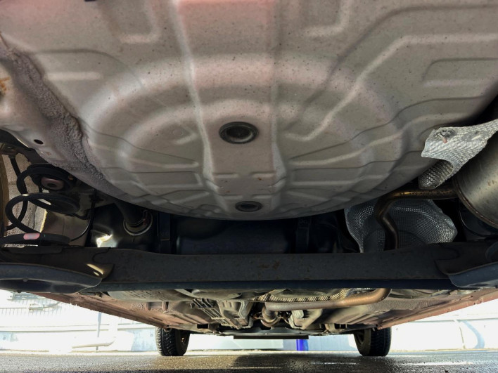 2014 Nissan March DBA-K13 (UW-6a24e09d9ff12)[24]