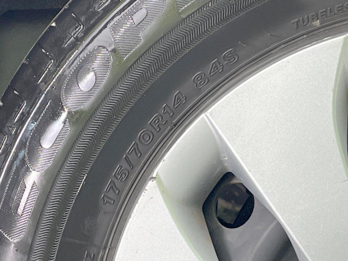 2020 Toyota Yaris 5BA-KSP210 (UW-6a24e0a954eba)[13]