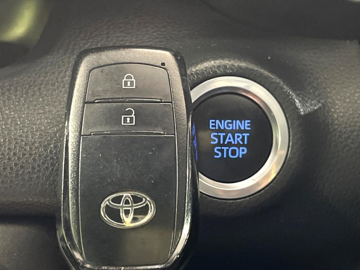 2020 Toyota Yaris 5BA-KSP210 (UW-6a24e0a9664c3)[8]