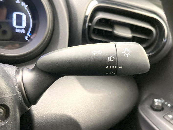 2021 Toyota Yaris 5BA-KSP210 (UW-6a24e0aa5789f)[22]