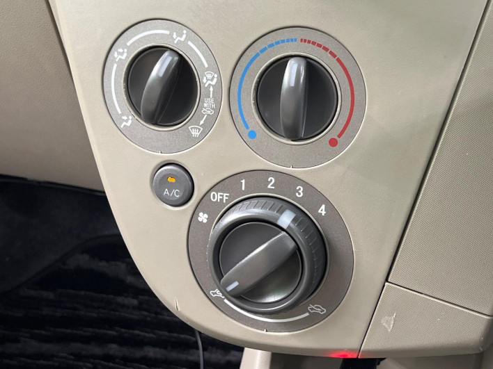 2012 Daihatsu Mira DBA-L285S (UW-6a24e0abd3edc)[23]