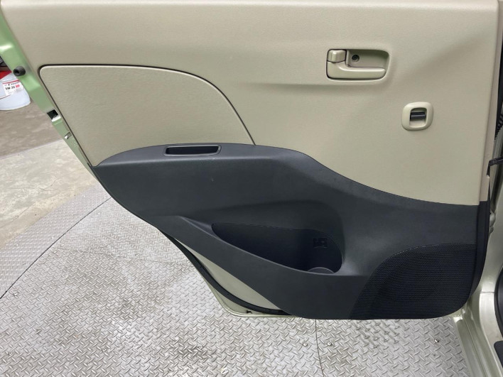 2012 Daihatsu Mira DBA-L285S (UW-6a24e0abd3edc)[11]