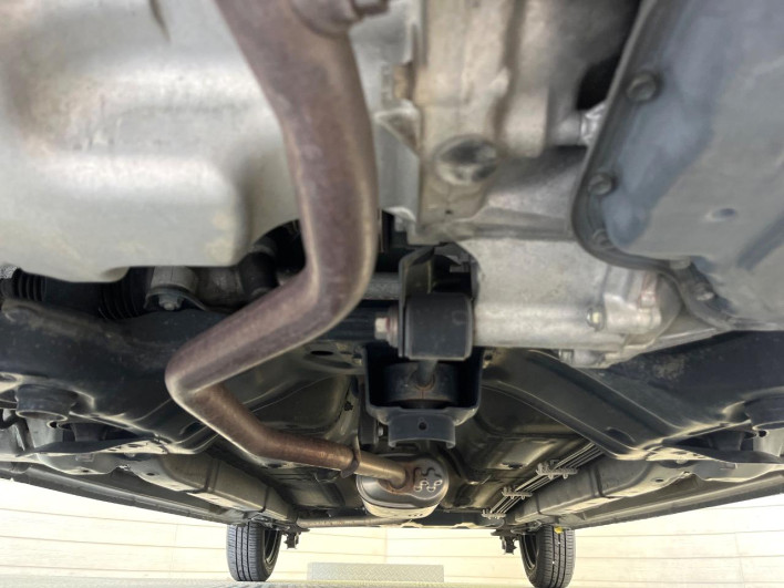 2016 Toyota Pixis Space DBA-L575A (UW-6a24e0acec5de)[5]