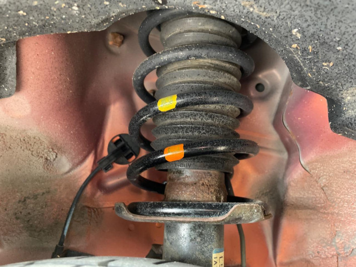 2016 Daihatsu Cast DBA-LA250S (UW-6a24e0b28052e)[9]