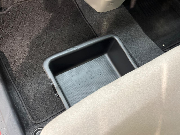 2019 Daihatsu Cast DBA-LA250S (UW-6a24e0b4596cd)[20]