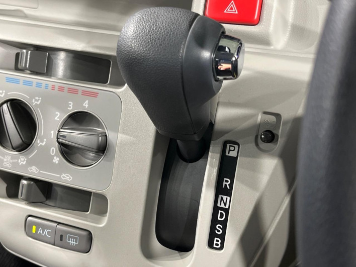 2017 Daihatsu Mirai Ease DBA-LA350S (UW-6a24e0b5d3ac5)[14]