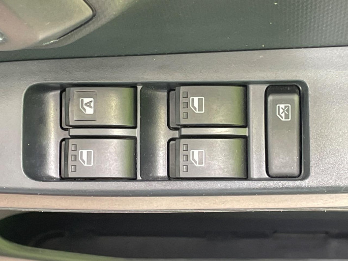 2018 Daihatsu Mirai Ease 5BA-LA350S (UW-6a24e0b694a8c)[5]