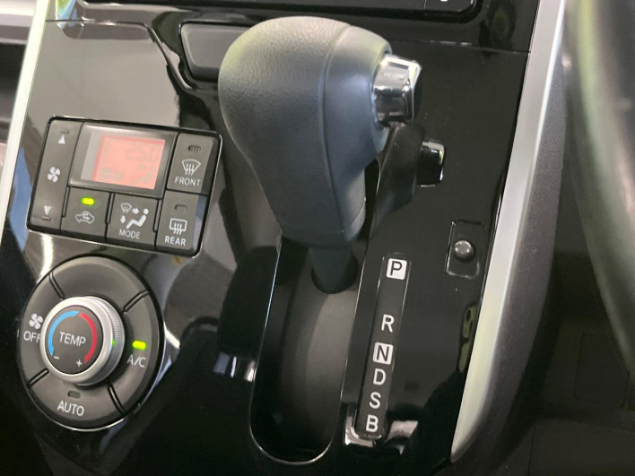 2017 Daihatsu Tanto DBA-LA610S (UW-6a24e0bd99c3e)[6]