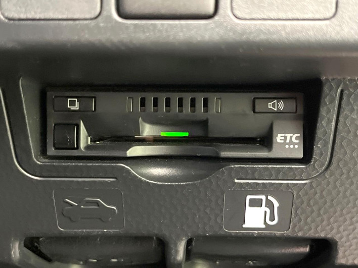 2020 Toyota Roomy 5BA-M900A (UW-6a24e0db62c75)[25]