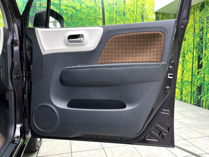 2013 Nissan Moco DBA-MG33S (UW-6a24e0f052276)[5]