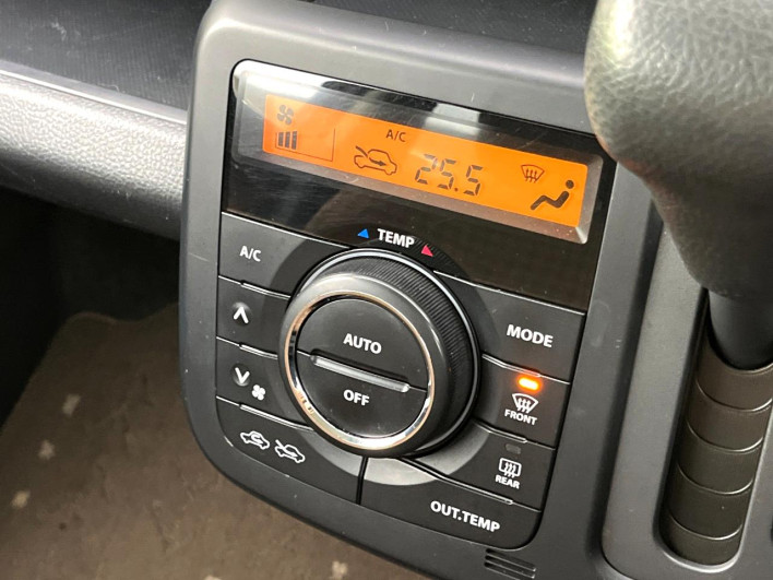 2013 Nissan Moco DBA-MG33S (UW-6a24e0f052276)[17]
