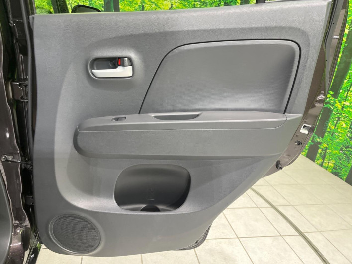 2014 Nissan Moco DBA-MG33S (UW-6a24e0f0dad73)[15]