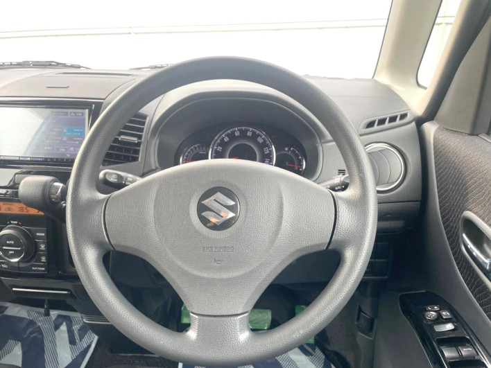 2012 Suzuki Palette SW DBA-MK21S (UW-6a24e0f5ba666)[25]