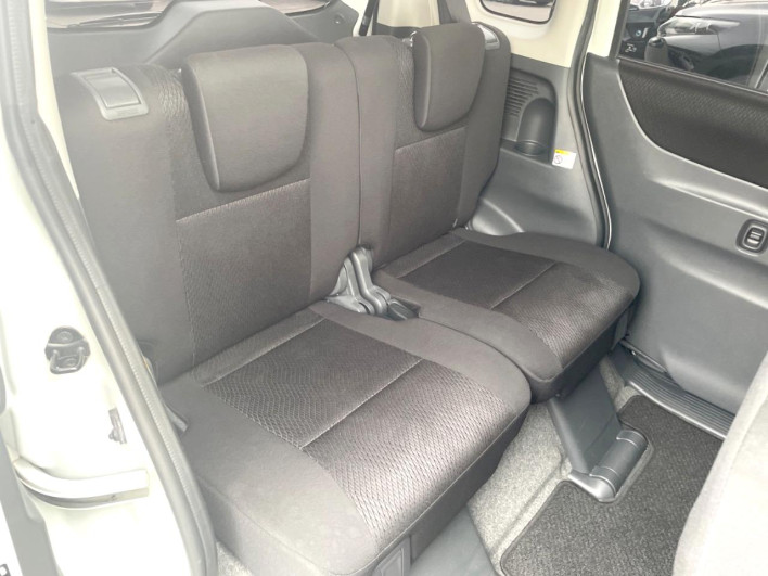 2012 Suzuki Palette SW DBA-MK21S (UW-6a24e0f5ba666)[27]