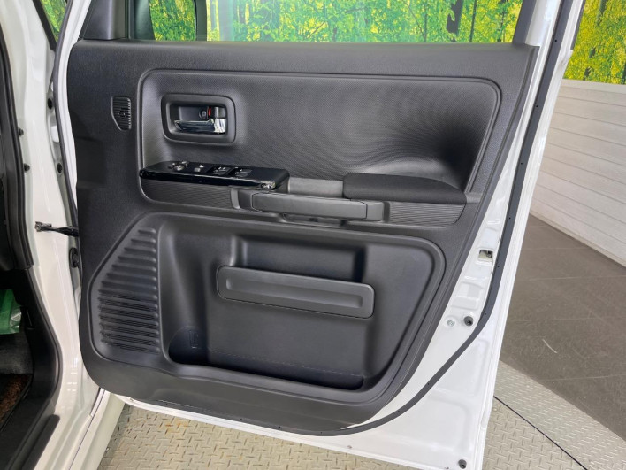 2017 Suzuki Spacia Custom DAA-MK53S (UW-6a24e0fbe48a7)[16]
