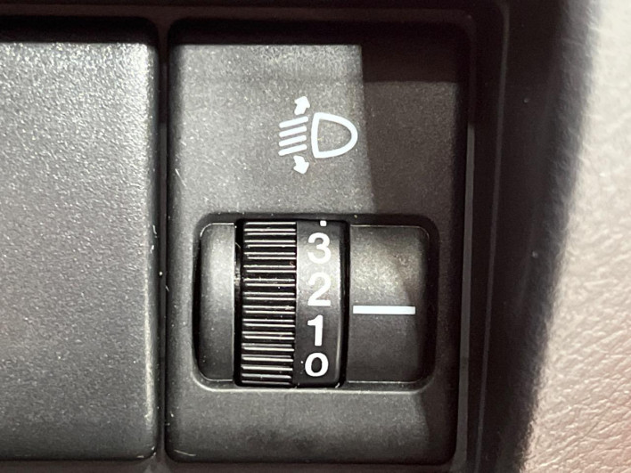 2014 Suzuki Hustler DBA-MR31S (UW-6a24e105053ed)[18]