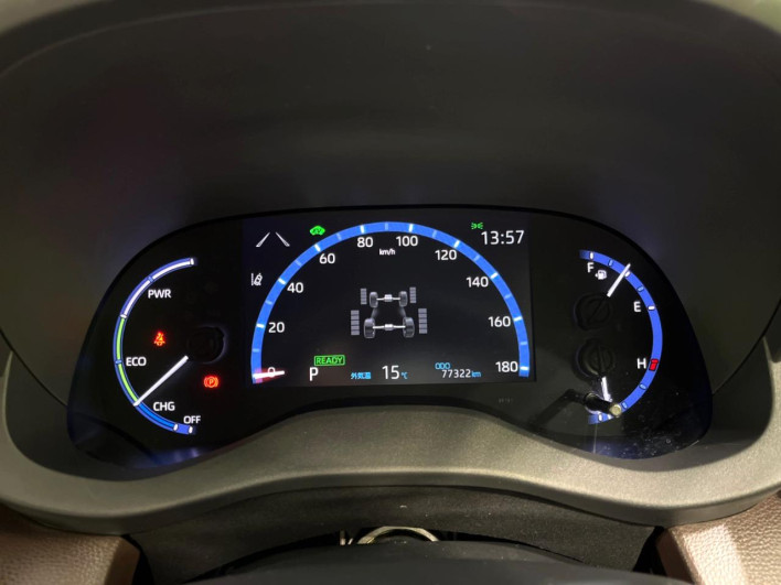 2021 Toyota Yaris Cross 6AA-MXPJ15 (UW-6a24e12b44232)[21]