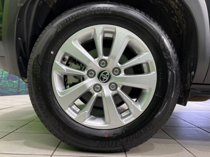 2025 Toyota Yaris Cross 6AA-MXPJ15 (UW-6a24e12be822b)[15]