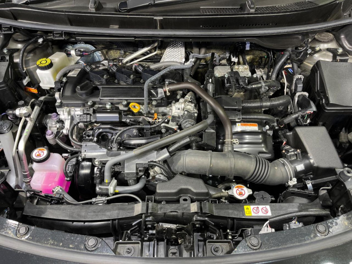 2025 Toyota Yaris Cross 6AA-MXPJ15 (UW-6a24e12be822b)[4]