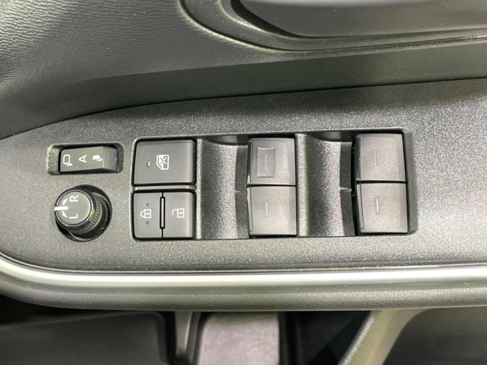 2023 Toyota Noah 6BA-MZRA90W (UW-6a24e144cef6f)[5]
