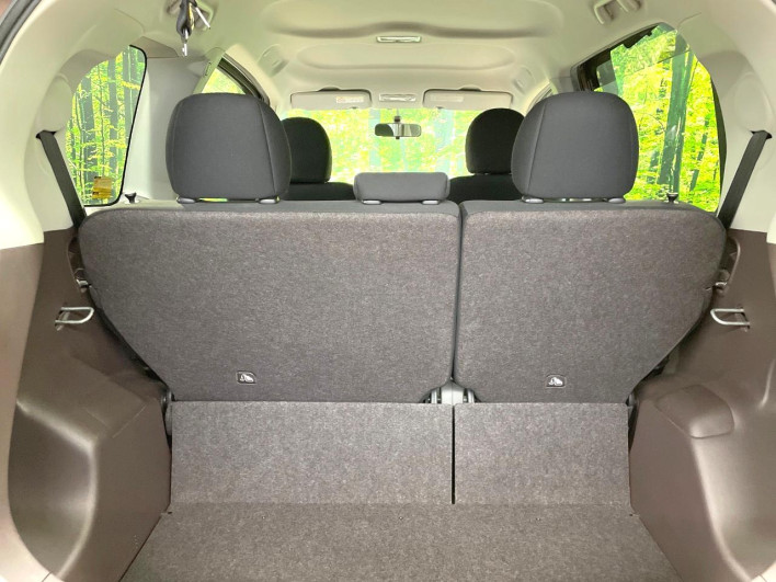 2015 Toyota Porte DBA-NCP141 (UW-6a24e149157bb)[19]