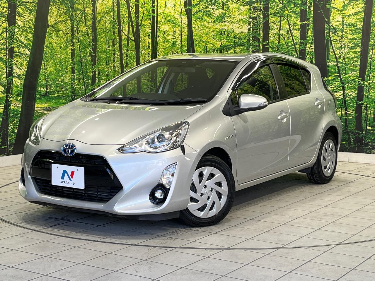 2016 Toyota Aqua DAA-NHP10