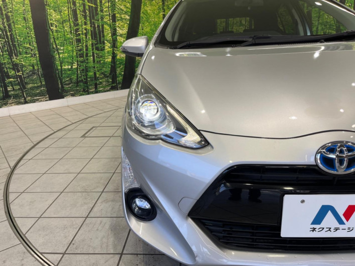 2016 Toyota Aqua DAA-NHP10 (UW-6a24e152bd26c)[24]