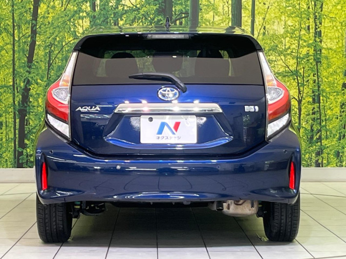 2019 Toyota Aqua DAA-NHP10 (UW-6a24e154a0f54)[7]