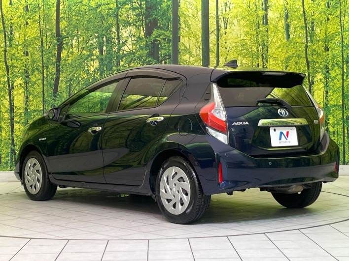 2019 Toyota Aqua DAA-NHP10 (UW-6a24e154a0f54)[6]