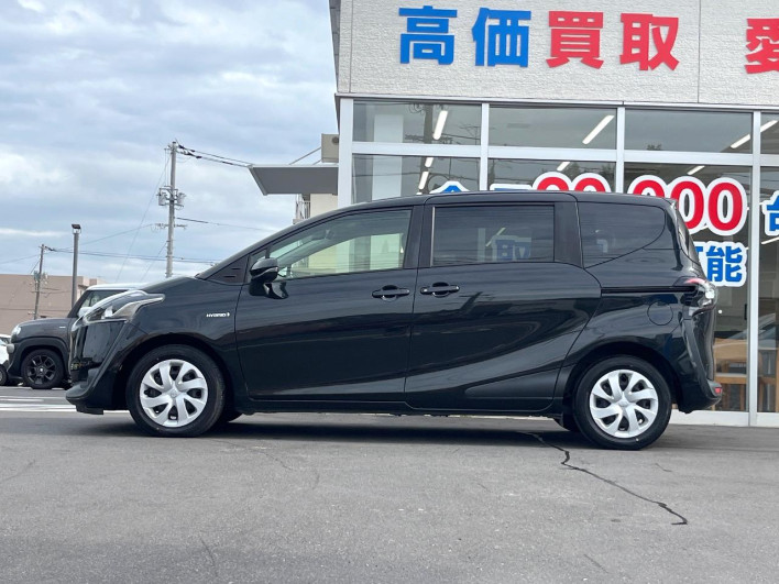 2016 Toyota Sienta DAA-NHP170G (UW-6a24e156cee9a)[5]