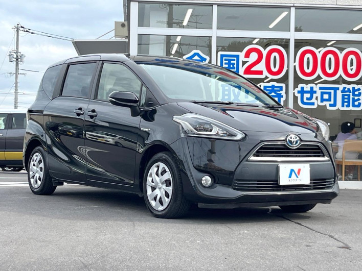 2016 Toyota Sienta DAA-NHP170G (UW-6a24e156cee9a)[12]