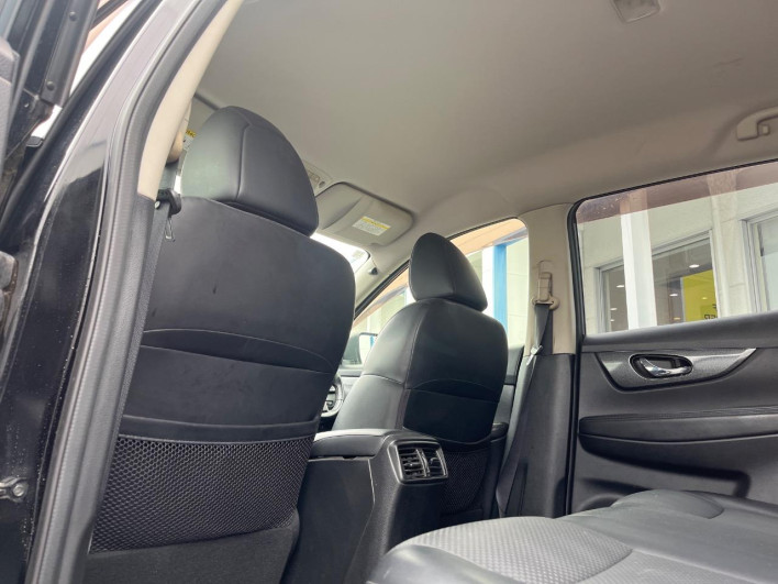 2014 Nissan X-Trail DBA-NT32 (UW-6a24e16092210)[17]